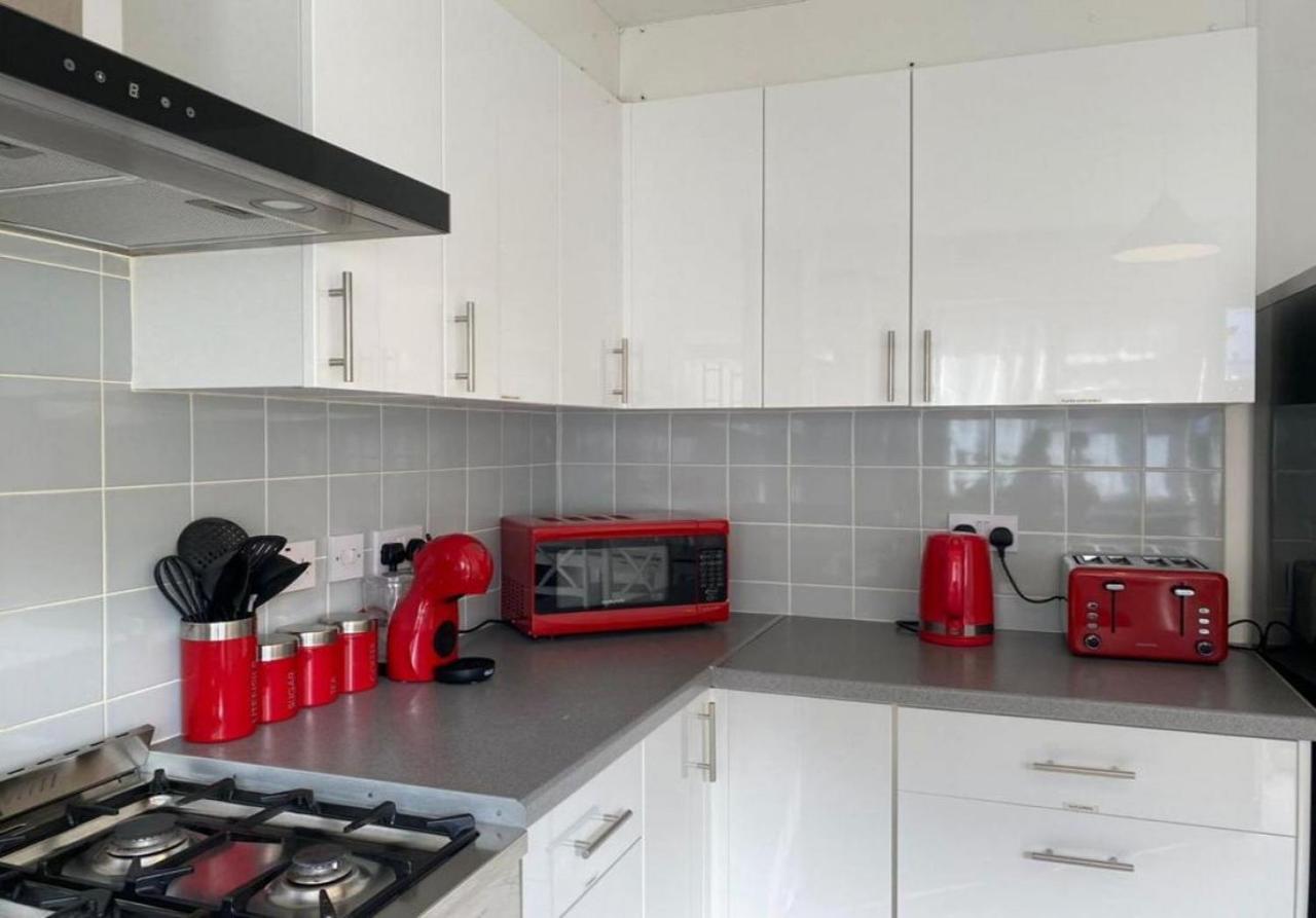 Stunning Four Bedroom House Close To Excel, O2 & Central London With Free Parking Esterno foto